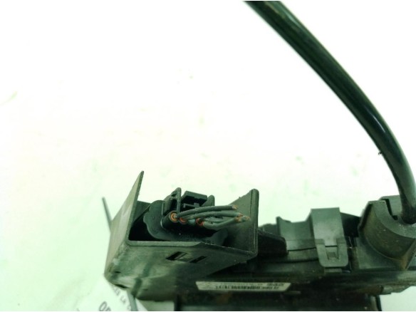 805024590R, 805023997R CERRADURA PUERTA LAT DEL DER RENAULT MEGANE IV (B9A/M_)|Desguaces La Cabaña