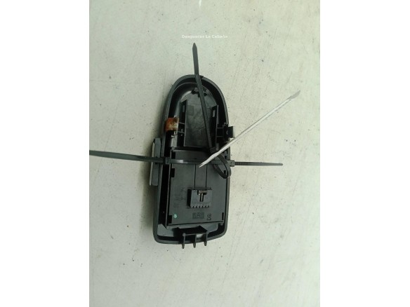   MANDO ELEVALUNAS PUERTA LAT DEL IZQ IVECO DAILY IV Caja/Chasis|Desguaces La Cabaña