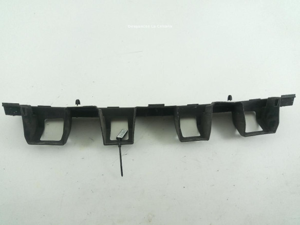 2108077 TRAVIESA TRA FORD FIESTA VII |Desguaces La Cabaña