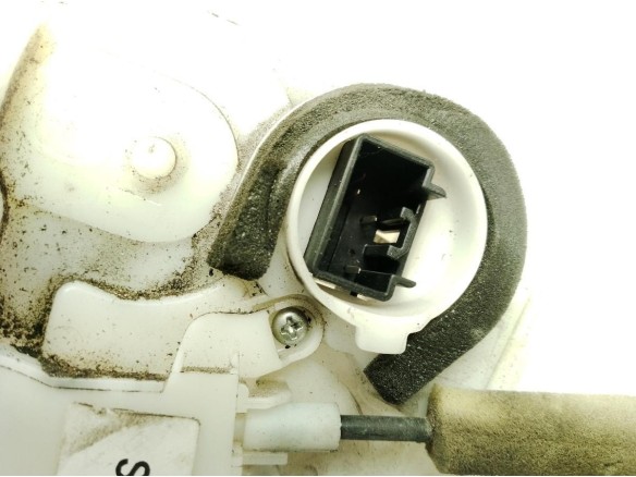 CERRADURA PUERTA LAT TRA IZQ MAZDA 2 (DE)|Desguaces La Cabaña
