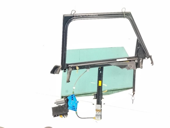 8E0839462C ELEVALUNAS PUERTA LAT TRA DER SEAT EXEO ST (3R5)|Desguaces La Cabaña