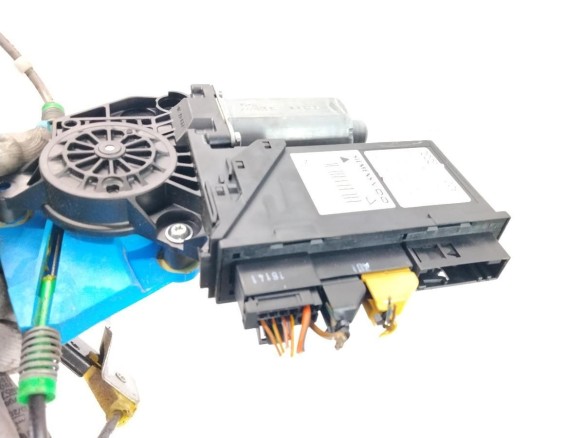 8E0839462C ELEVALUNAS PUERTA LAT TRA DER SEAT EXEO ST (3R5)|Desguaces La Cabaña