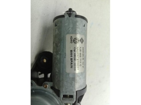 1J6955711C MOTOR LIMPIAPARABRISAS TRA VW GOLF IV (1J1)|Desguaces La Cabaña