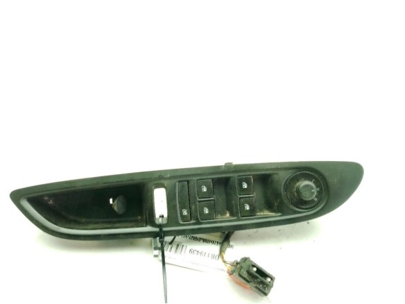 94537588 MANDO ELEVALUNAS PUERTA LAT DEL IZQ OPEL MOKKA / MOKKA X (J13)|Desguaces La Cabaña