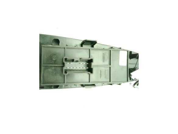 254111KA5A MANDO ELEVALUNAS PUERTA LAT DEL DER NISSAN LEAF (ZE0)|Desguaces La Cabaña