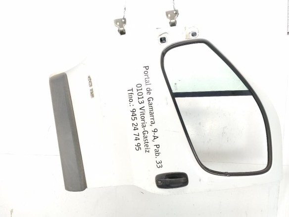 7751478602 PUERTA LAT DEL IZQ RENAULT TRAFIC II Furgón (FL)|Desguaces La Cabaña