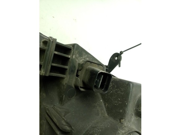 FARO DERECHO TOYOTA HILUX |Desguaces La Cabaña