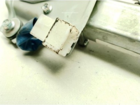 MOTOR LIMPIAPARABRISAS TRA HYUNDAI i30 (GD)|Desguaces La Cabaña
