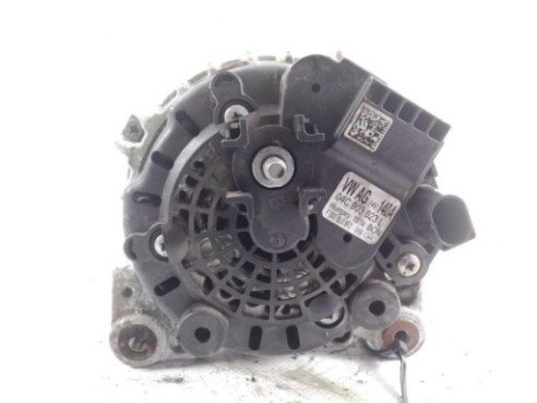 04C903023L ALTERNADOR VW POLO (6R1, 6C1)|Desguaces La Cabaña