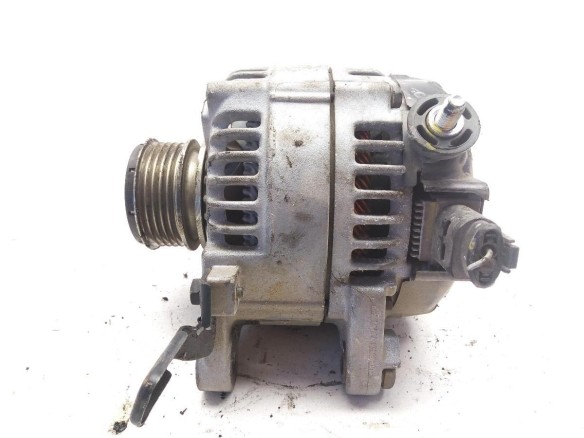 373002A700 ALTERNADOR HYUNDAI i30 (GD)|Desguaces La Cabaña