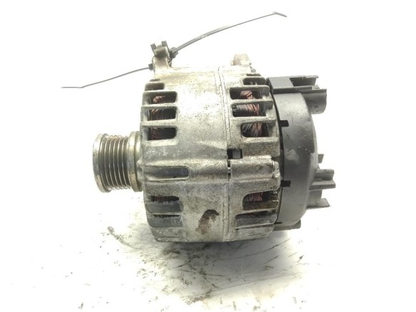 03L903023L ALTERNADOR VW PASSAT (3G2)|Desguaces La Cabaña