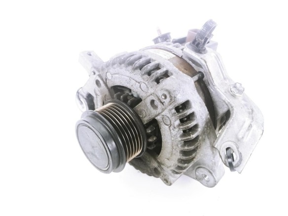 1042102310 ALTERNADOR TOYOTA AURIS (_E15_)|Desguaces La Cabaña