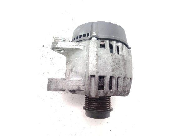 270600T081 ALTERNADOR TOYOTA AURIS (_E15_)|Desguaces La Cabaña