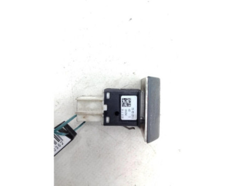 3T0953235D, INTERRUPTOR WARNING SKODA SUPERB II (3T4) |Desguaces La Cabaña