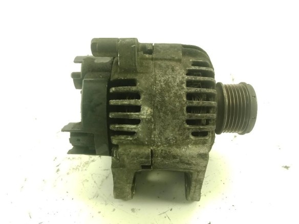 8200667608C ALTERNADOR NISSAN NV200 Furgón/ranchera familiar|Desguaces La Cabaña