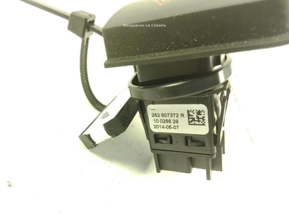 252907372R INTERRUPTOR WARNING RENAULT CAPTUR (J5_, H5_) |Desguaces La Cabaña