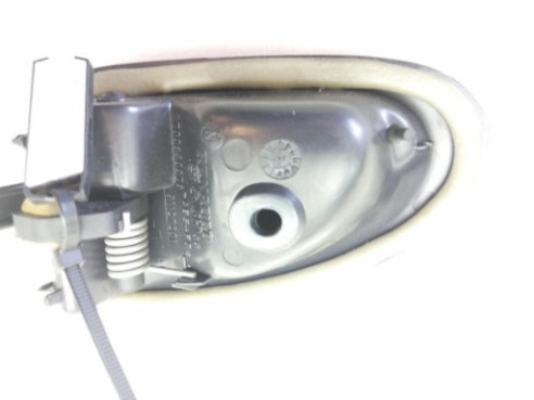 MANILLA PUERTA LATERAL TRASERA IZQUIERDA INTERIOR|Desguaces La Cabaña 2