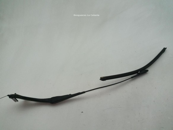 61617260474 BRAZO LIMPIAPARABRISAS DEL DER BMW GRAN TURISMO |Desguaces La Cabaña