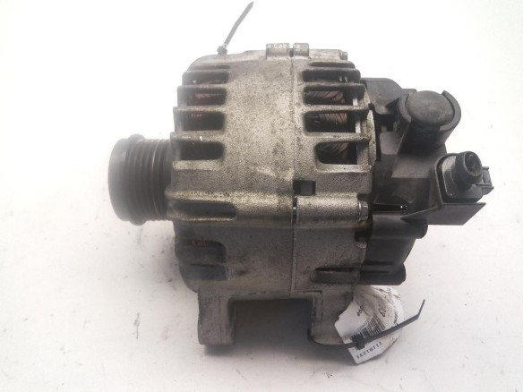 30659390 ALTERNADOR VOLVO V40 Fastback (525, 526)|Desguaces La Cabaña