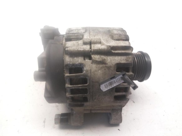 30659390 ALTERNADOR VOLVO V40 Fastback (525, 526)|Desguaces La Cabaña