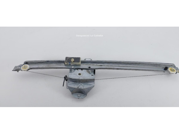 807207538R ELEVALUNAS PUERTA LAT DEL DER OPEL VIVARO B Combi (X82) |Desguaces La Cabaña