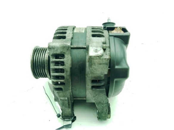 270600N040 ALTERNADOR TOYOTA AURIS (_E18_)|Desguaces La Cabaña