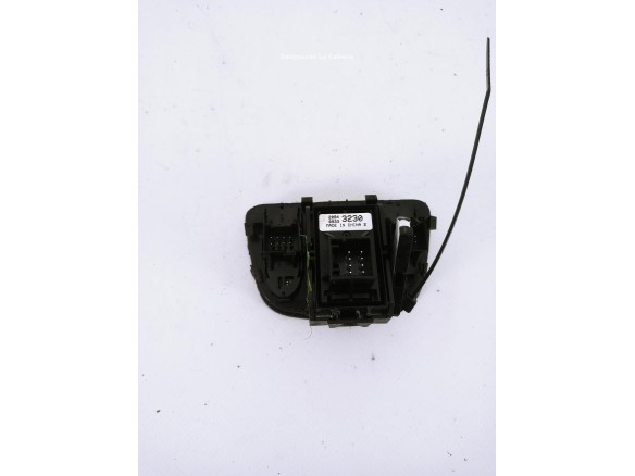   INTERRUPTOR FRENO MANO ELECTRICO OPEL ZAFIRA TOURER C (P12) |Desguaces La Cabaña