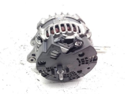 A0009063322,0125711028, ALTERNADOR MERCEDES BENZ CLASE A (W176)|Desguaces La Cabaña