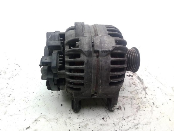 0124525133,8200692868B, ALTERNADOR RENAULT MASTER II Furgón (FD)|Desguaces La Cabaña
