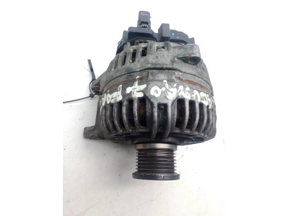 0124525137,8200660022A, ALTERNADOR RENAULT MASTER II Furgón (FD)|Desguaces La Cabaña