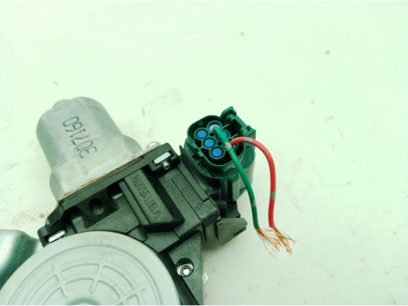 827310b01b ELEVALUNAS PUERTA LAT TRA DER NISSAN LEAF (ZE0)|Desguaces La Cabaña