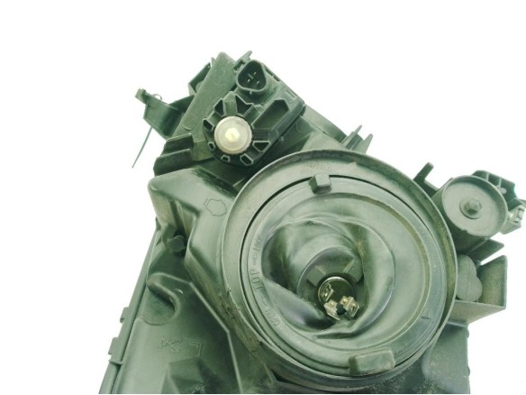 8117047181 FARO IZQUIERDO TOYOTA PRIUS Fastback (_W2_)|Desguaces La Cabaña