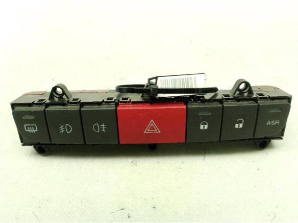 7354213570 INTERRUPTOR WARNING PEUGEOT BOXER Furgón|Desguaces La Cabaña
