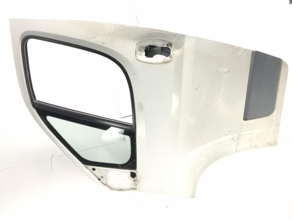 1682477580 PUERTA LAT DEL IZQ PEUGEOT BOXER Furgón|Desguaces La Cabaña