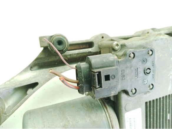 4L1955023F, 4L1955119 MOTOR LIMPIAPARABRISAS DEL AUDI Q7 (4LB)|Desguaces La Cabaña