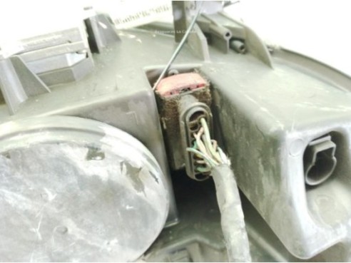 620892, 0301213273 FARO IZQUIERDO PEUGEOT 407 (6D_)|Desguaces La Cabaña