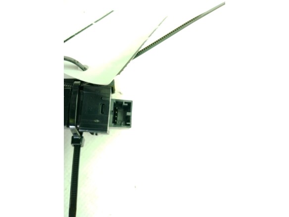 8V0959855A MANDO ELEVALUNAS PUERTA LAT TRA DER AUDI A3 (8V1, 8VK)|Desguaces La Cabaña
