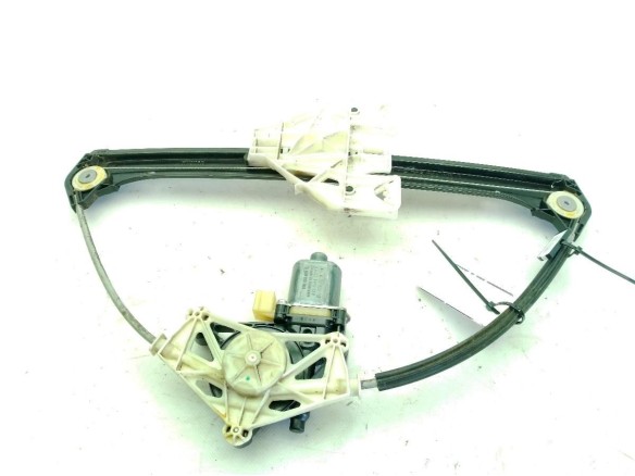 8V4839462, 5Q0959802 ELEVALUNAS PUERTA LAT TRA DER AUDI A3 (8V1, 8VK)|Desguaces La Cabaña