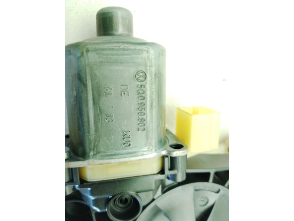 8V4839462, 5Q0959802 ELEVALUNAS PUERTA LAT TRA DER AUDI A3 (8V1, 8VK)|Desguaces La Cabaña