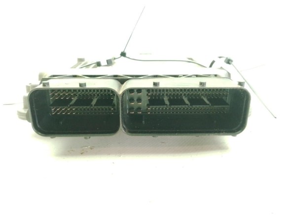 04L906021FD, 04L907309E CENTRALITA MOTOR AUDI A3 (8V1, 8VK)|Desguaces La Cabaña