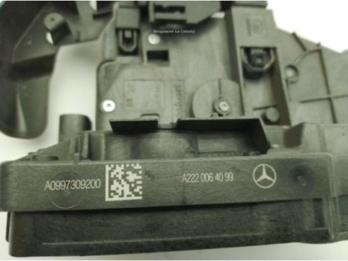 A0997309200, A2220064099 CERRADURA PUERTA LAT TRA DER MERCEDES BENZ CLASE E (W213)|Desguaces La Cabaña