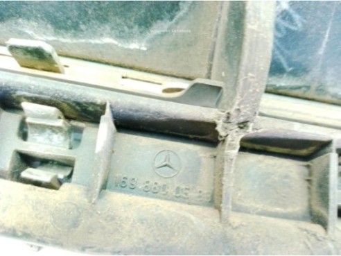 A1698801483, A1698800583 REJILLA / CALANDRA MERCEDES BENZ CLASE A (W169)|Desguaces La Cabaña