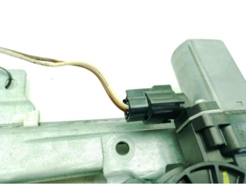 827217782R, 128001472B ELEVALUNAS PUERTA LAT TRA IZQ DACIA LODGY|Desguaces La Cabaña