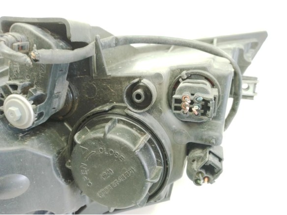 921021H070 FARO DERECHO KIA CEE'D Fastback (ED)|Desguaces La Cabaña