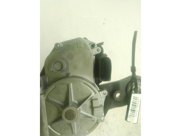 MOTOR LIMPIAPARABRISAS TRA SKODA RAPID (NH3)|Desguaces La Cabaña