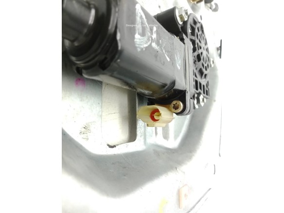 824802E010 ELEVALUNAS PUERTA LAT DEL DER HYUNDAI TUCSON (JM)|Desguaces La Cabaña