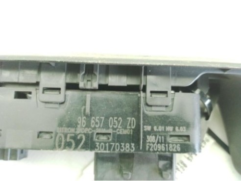 96657052ZD MANDO ELEVALUNAS PUERTA LAT DEL IZQ CITROEN DS4|Desguaces La Cabaña