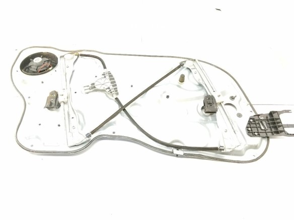 824811H300 ELEVALUNAS PUERTA LAT DEL DER KIA CEE'D Fastback (ED)|Desguaces La Cabaña
