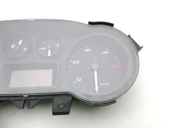 5802281327 CUADRO INSTRUMENTOS IVECO DAILY VI Furgón |Desguaces La Cabaña