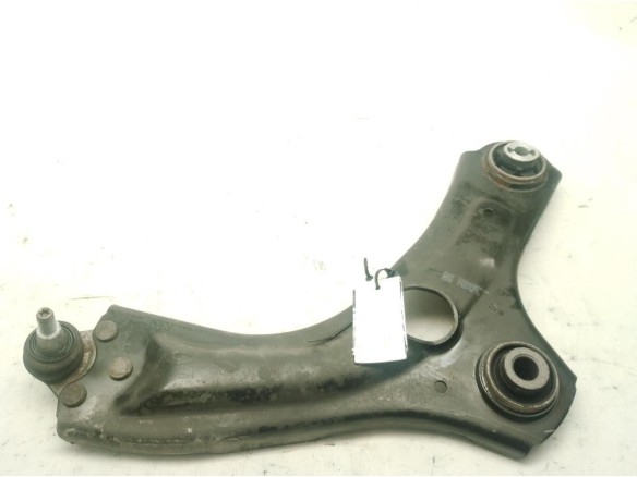545009574R  BRAZO SUSPENSION DEL DER INF RENAULT CAPTUR II (HF_)|Desguaces La Cabaña